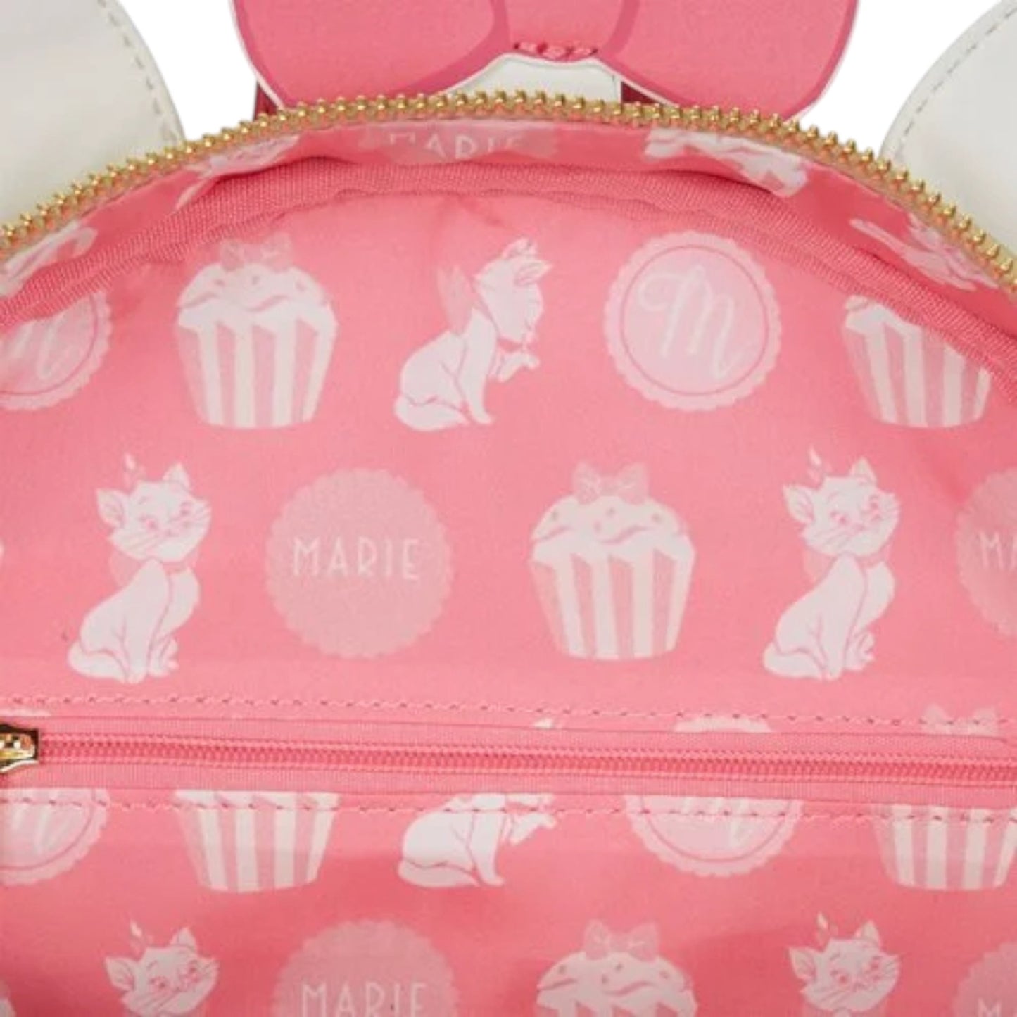 Pink pouch with white patterns of Marie and cupcakes, featuring the name 'Marie'.